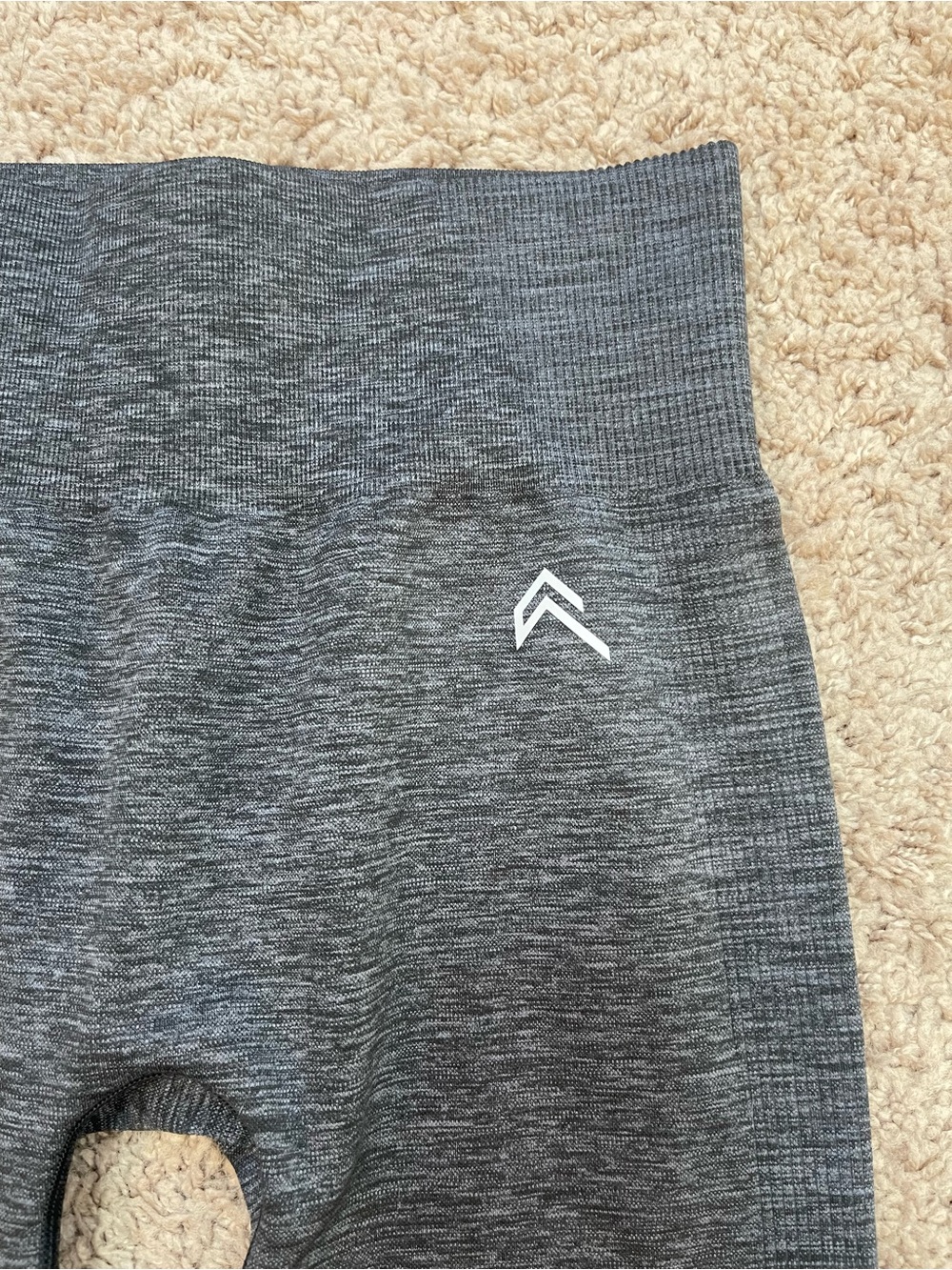 NWT Oner Active Classic Seamless Leggings in Coal Marl Size Medium Short Length - Picture 8 of 16